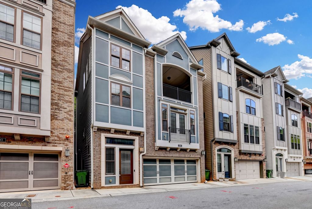 595 Broadview Place NE, Atlanta, GA 30324 — photo 2