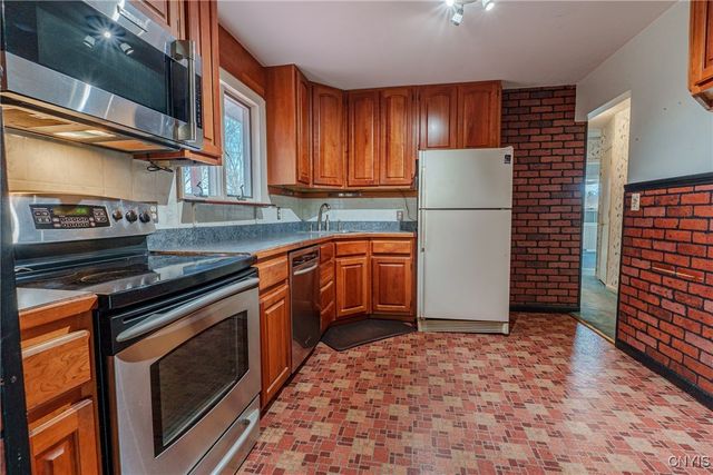 6615 Seville Drive, Rome, NY 13440