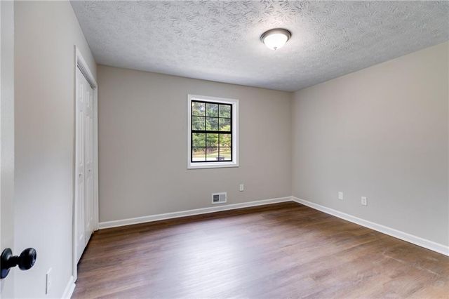 2519 Dogwood Hills Court, Austell, GA 30106