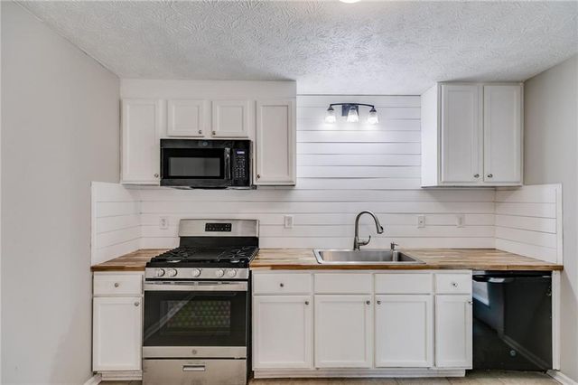 2519 Dogwood Hills Court, Austell, GA 30106