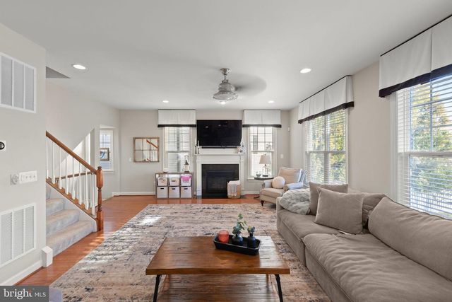 102 FLYFOOT DR, Stephenson, VA 22656