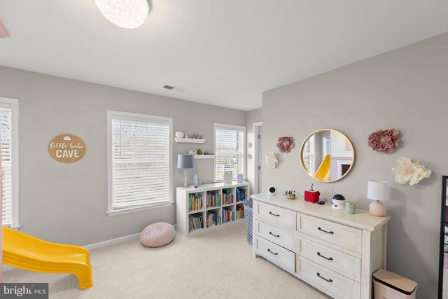 102 FLYFOOT DR, Stephenson, VA 22656