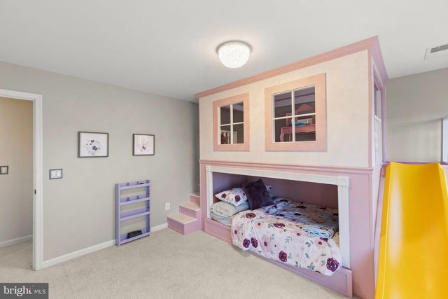 102 FLYFOOT DR, Stephenson, VA 22656