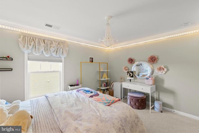 102 FLYFOOT DR, Stephenson, VA 22656