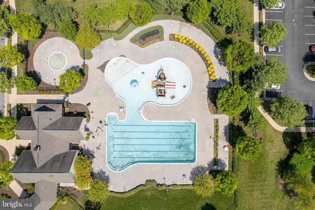 102 FLYFOOT DR, Stephenson, VA 22656