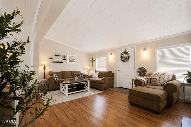 22156 Webb Drive, Abingdon, VA 24211