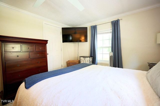 22156 Webb Drive, Abingdon, VA 24211