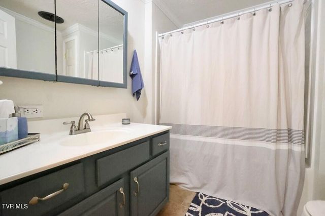 22156 Webb Drive, Abingdon, VA 24211