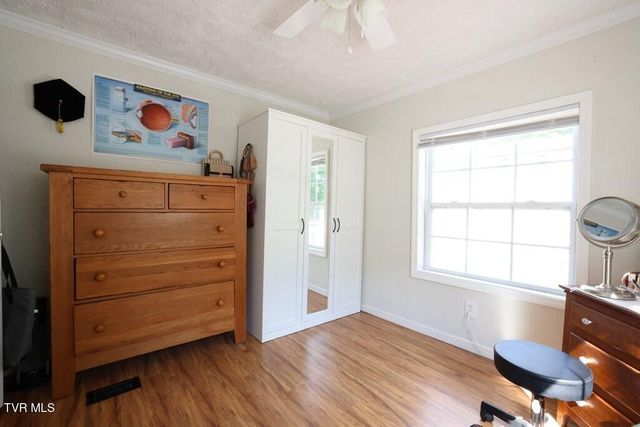 22156 Webb Drive, Abingdon, VA 24211