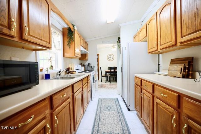 22156 Webb Drive, Abingdon, VA 24211
