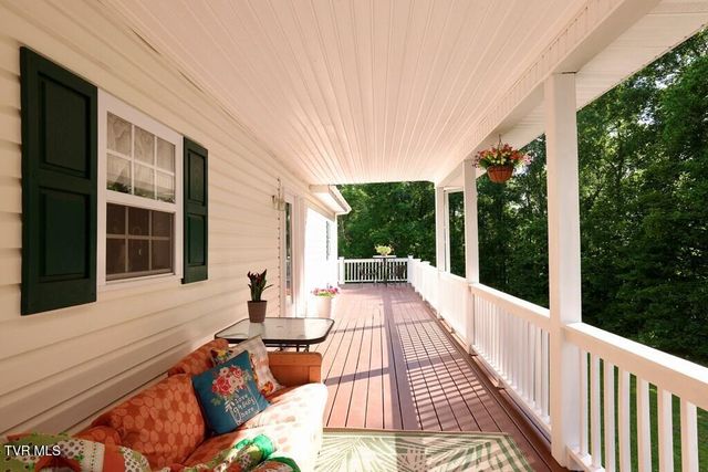 22156 Webb Drive, Abingdon, VA 24211