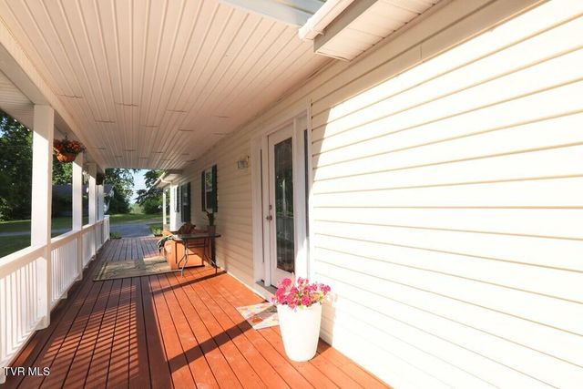22156 Webb Drive, Abingdon, VA 24211