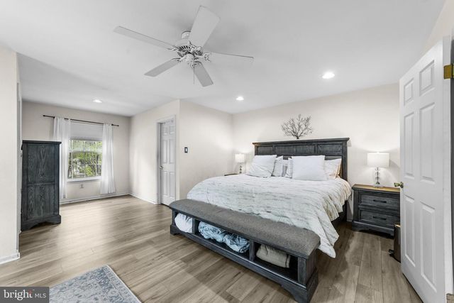4252 MILADIES LN, Doylestown, PA 18902