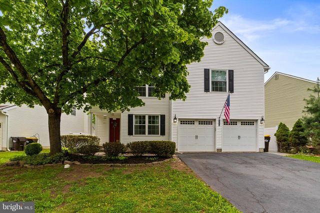 4252 MILADIES LN, Doylestown, PA 18902