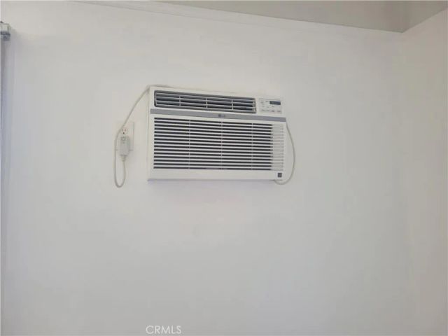 2930 W 11th Street, Los Angeles, CA 90006