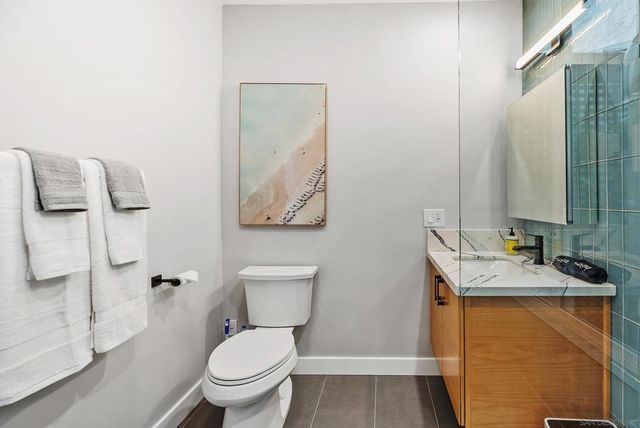 5830 Desert View Dr, La Jolla, CA 92037