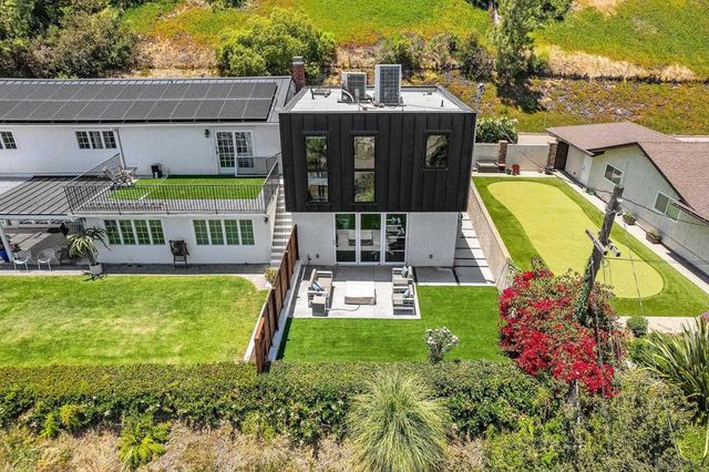 5830 Desert View Dr, La Jolla, CA 92037