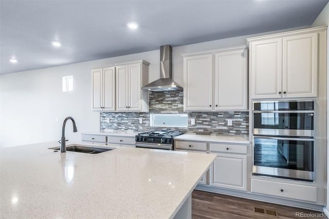 4827 N Sicily Court, Aurora, CO 80019