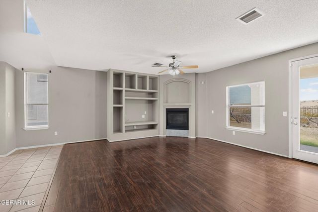 6633 CABANA DEL SOL Drive, El Paso, TX 79911