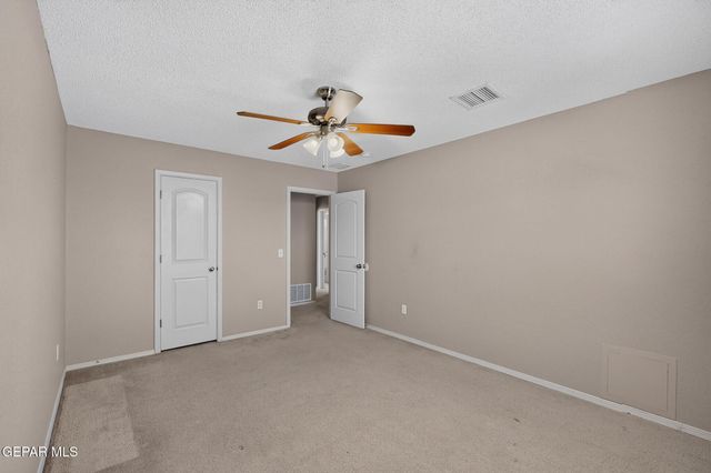 6633 CABANA DEL SOL Drive, El Paso, TX 79911