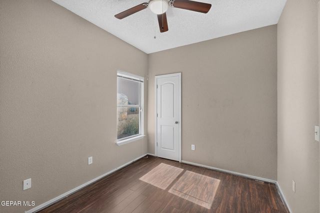 6633 CABANA DEL SOL Drive, El Paso, TX 79911
