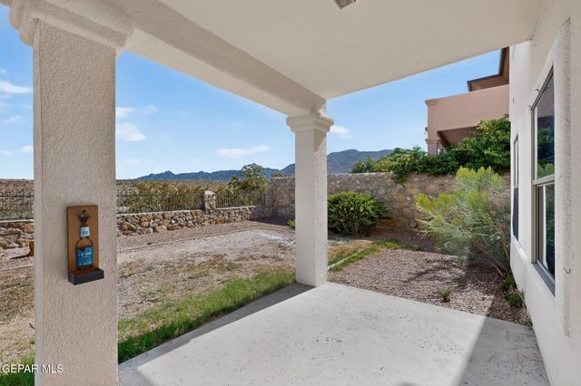 6633 CABANA DEL SOL Drive, El Paso, TX 79911