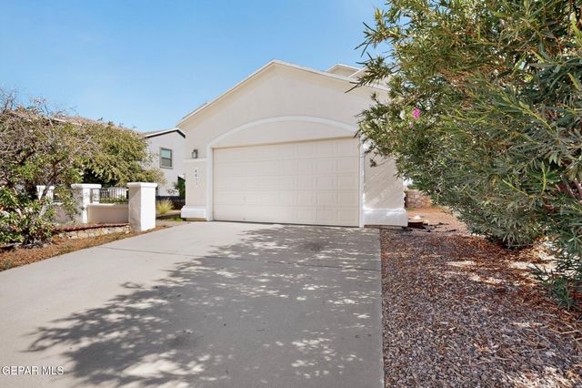 6633 CABANA DEL SOL Drive, El Paso, TX 79911