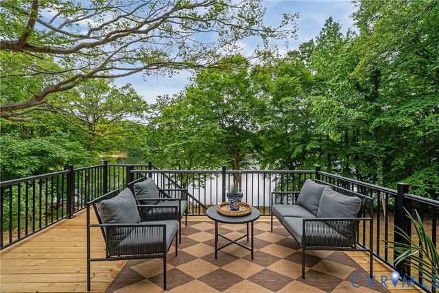 2128 Highland Dr, Powhatan, VA 23139