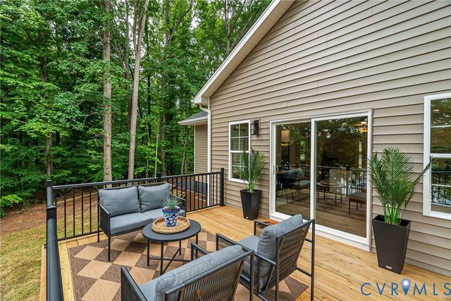 2128 Highland Dr, Powhatan, VA 23139