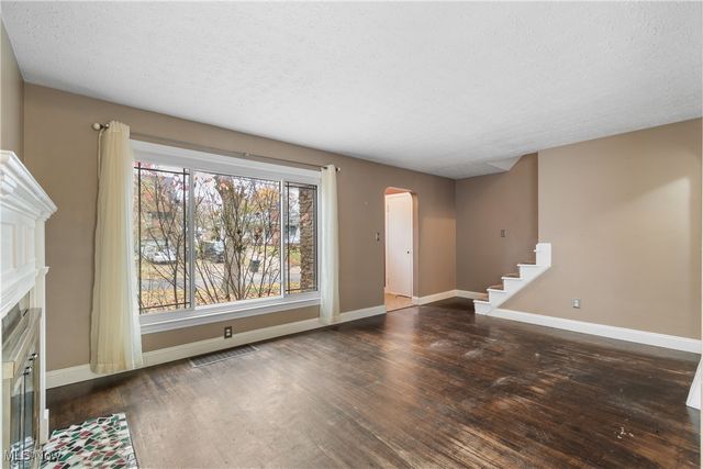 157 Ansel Avenue, Akron, OH 44312