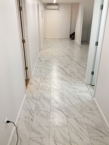 198 Clermont Pl, Staten Island, NY 10314