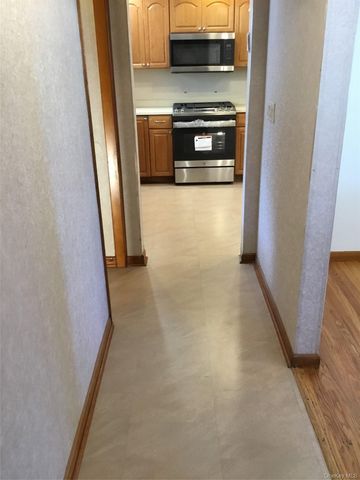 198 Clermont Pl, Staten Island, NY 10314