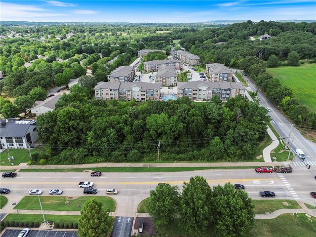 E Joyce Boulevard, Fayetteville, AR 72703