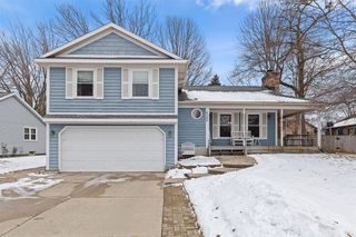 6560 Crownpointe Drive, Byron Center, MI 49315