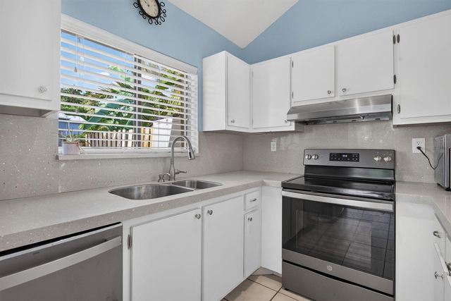 501 NW 132nd Terrace, Plantation, FL 33325