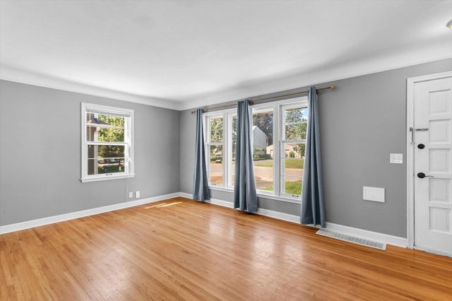6417 14th Avenue S, Richfield, MN 55423