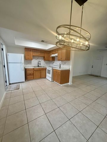 337 SE 12th Avenue A-b, Pompano Beach, FL 33060