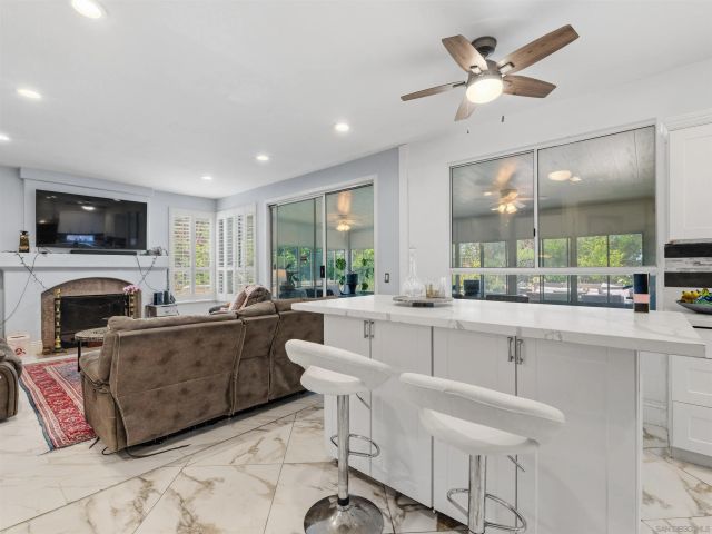 14524 Seabridge Lane, San Diego, CA 92128