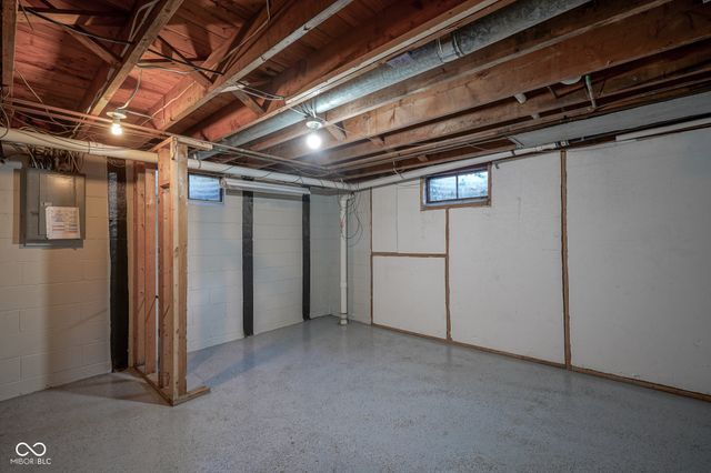5120 E 68th Street, Indianapolis, IN 46220