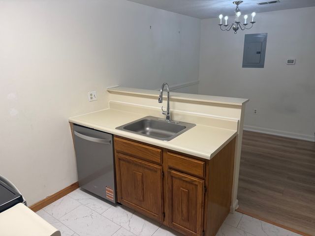 13 Walden Dr 7, Natick, MA 01760