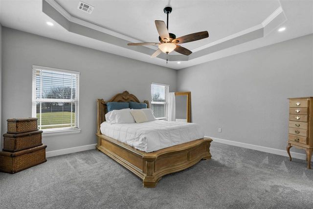 1121 Mt Marcy Dr, Lawton, OK 73507