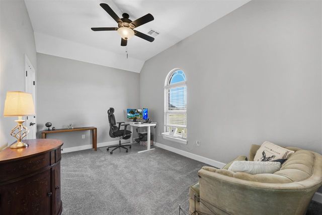 1121 Mt Marcy Dr, Lawton, OK 73507