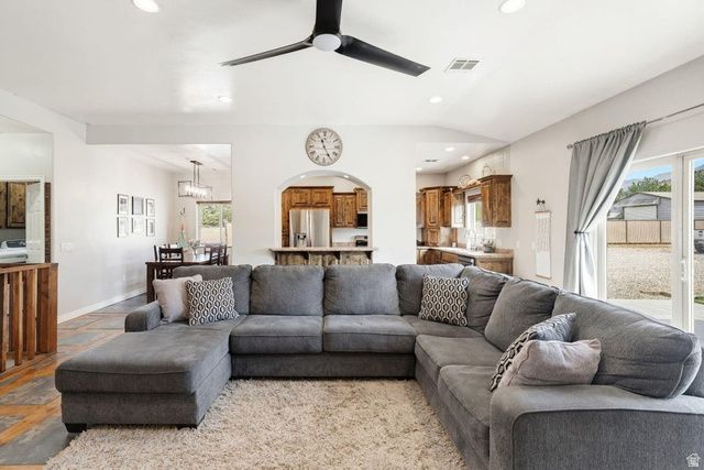 7776 N WAGON RD, St. George, UT 84770