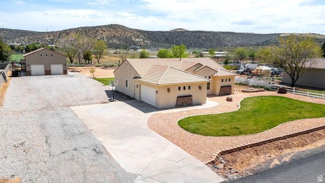 7776 N WAGON RD, St. George, UT 84770