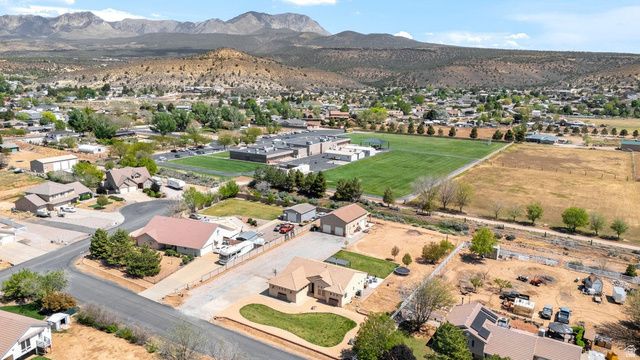 7776 N WAGON RD, St. George, UT 84770