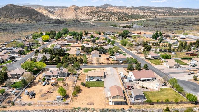 7776 N WAGON RD, St. George, UT 84770