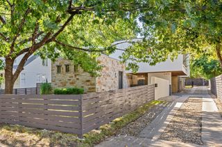 2410 Sharon LN A, Austin, TX 78703