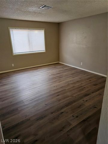 5118 Garden Lane B, Las Vegas, NV 89119