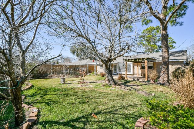 11519 Hornbrook Drive, Houston, TX 77099
