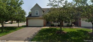 5569 Elmhurst Drive, Trenton, MI 48183